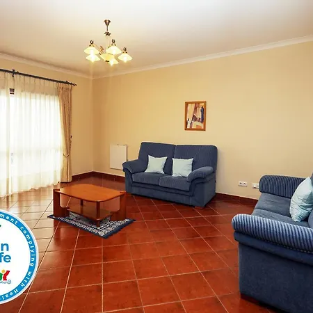B08 - In Apartment