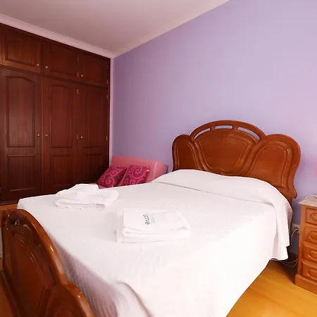 B08 - In * 라고스